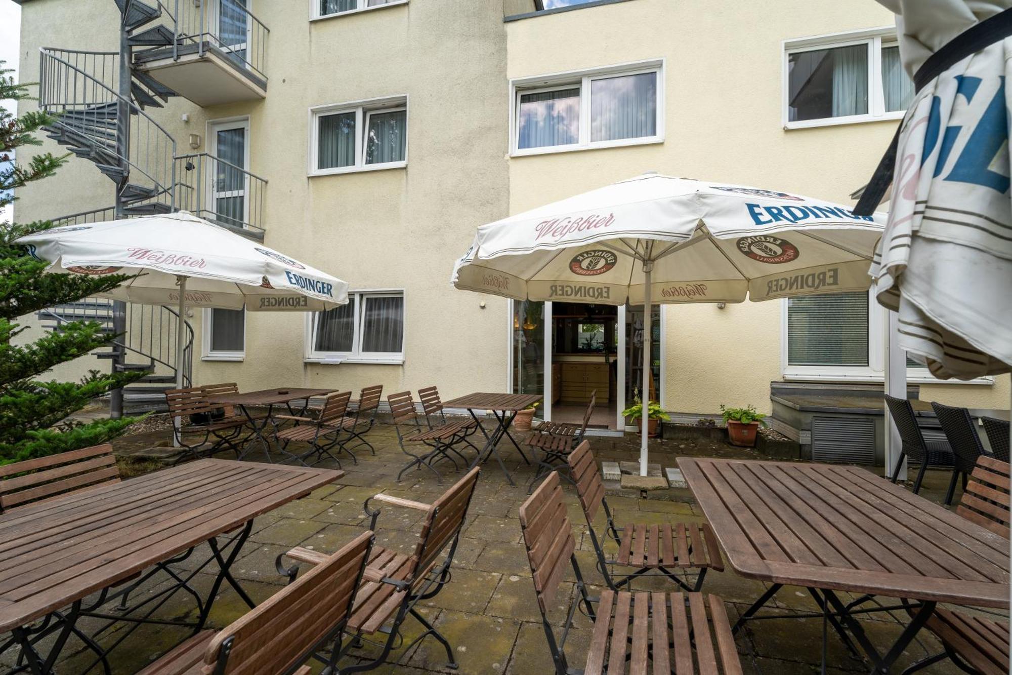 Airport Business Hotel Koeln Exterior photo